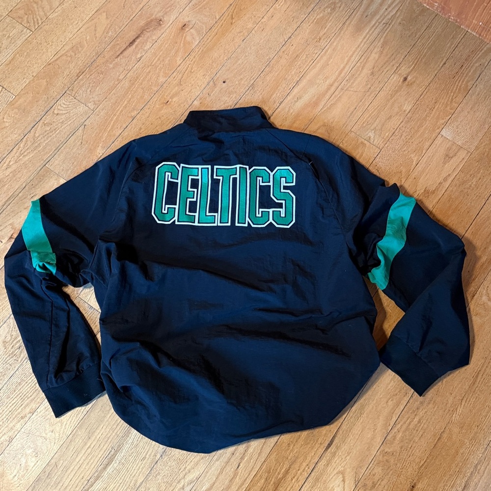 NBA Celtics Vintage Track Jacket  / Windbreaker  size XL